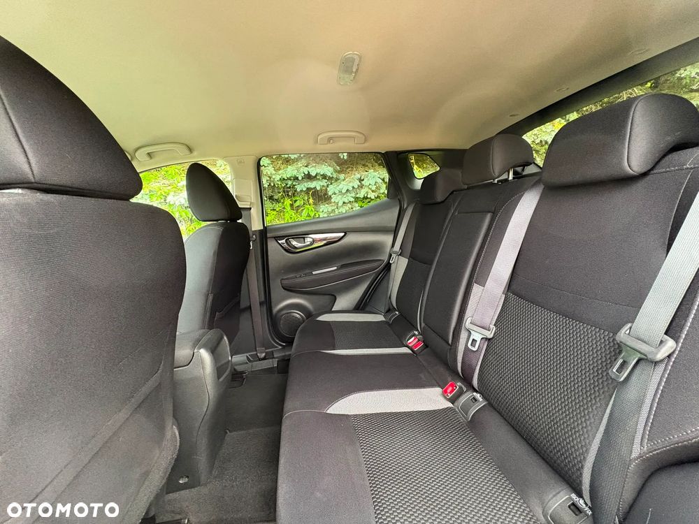 Nissan Qashqai 1.2 DIG-T N-Vision - 33