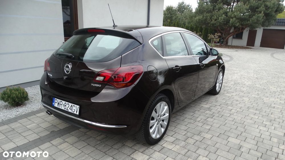 Opel Astra 1.4 Turbo Cosmo - 6