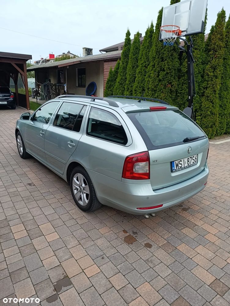 Skoda Octavia 2.0 TDI Elegance - 2