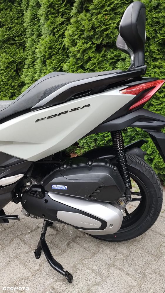 Honda NSS - 13