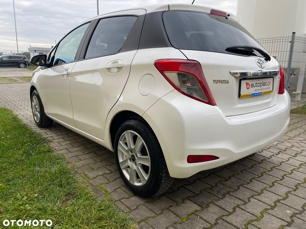 Toyota Yaris 1.33 Premium - 10