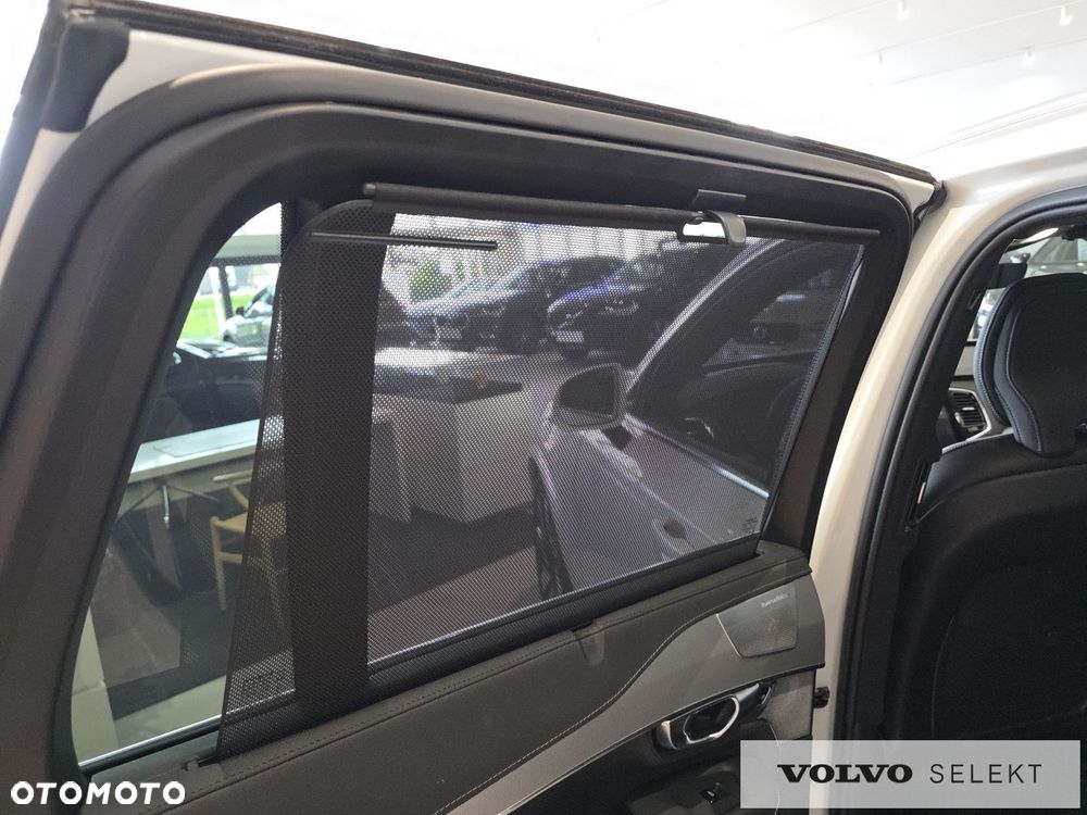 Volvo XC 90 - 38