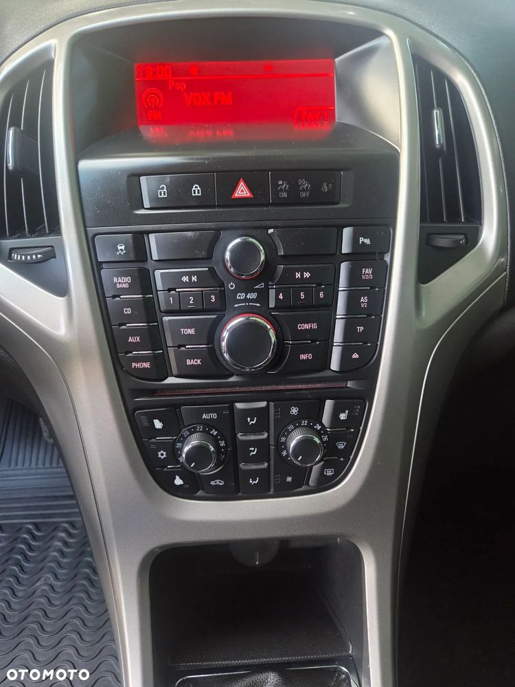 Opel Astra 1.4 Turbo ecoFLEX Start/Stop 150 Jahre - 22