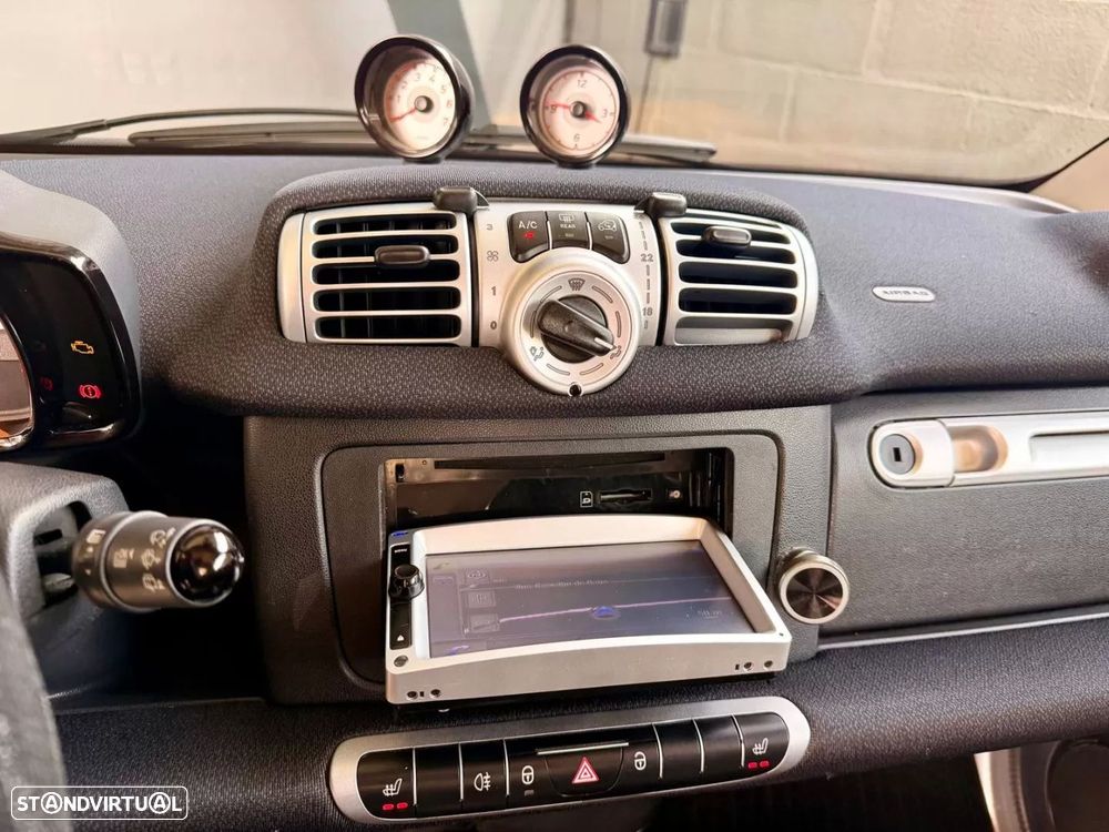 Smart Fortwo Coupé 1.0 mhd Passion 71 — fotografia 12