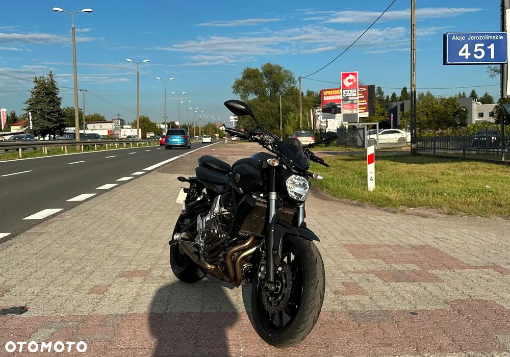 Yamaha MT - 8