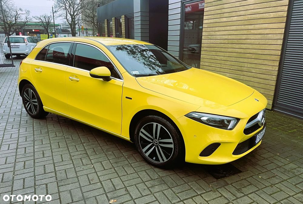 Mercedes-Benz Klasa A 250 E Progressive 8G-DCT - 2