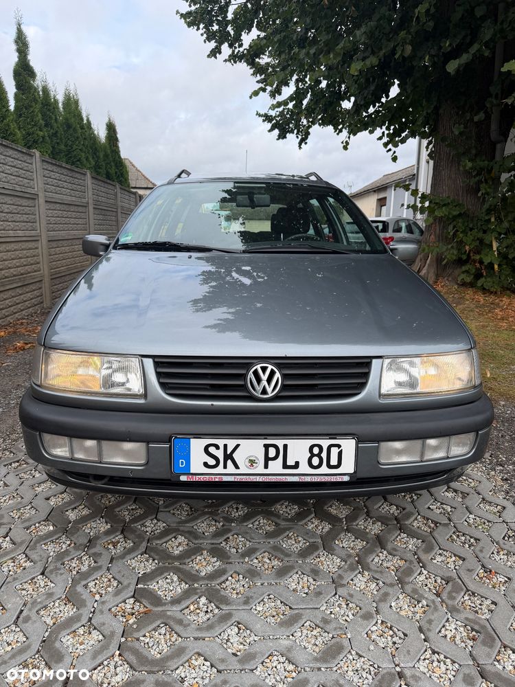 Volkswagen Passat 1996 photo 2