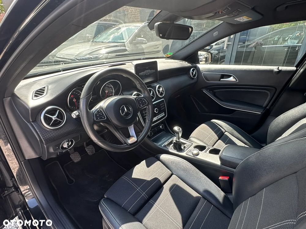 Mercedes-Benz Klasa A 180 (BlueEFFICIENCY) Style - 21