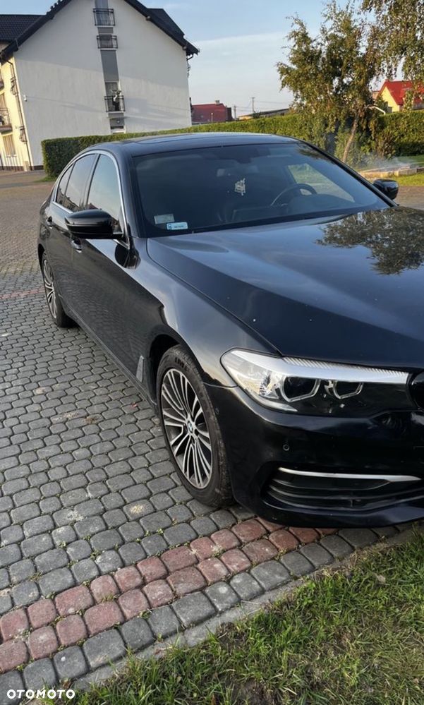 BMW Seria 5 530i xDrive Sport Line - 18