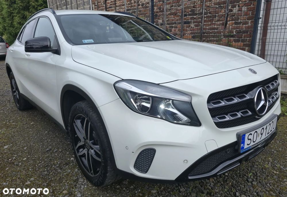 Mercedes-Benz GLA 250 4-Matic - 2