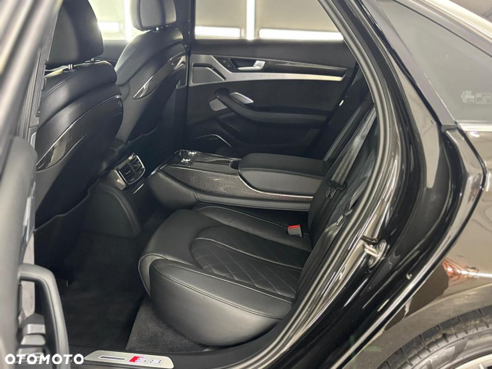 Audi S8 4.0 TFSI Quattro - 17