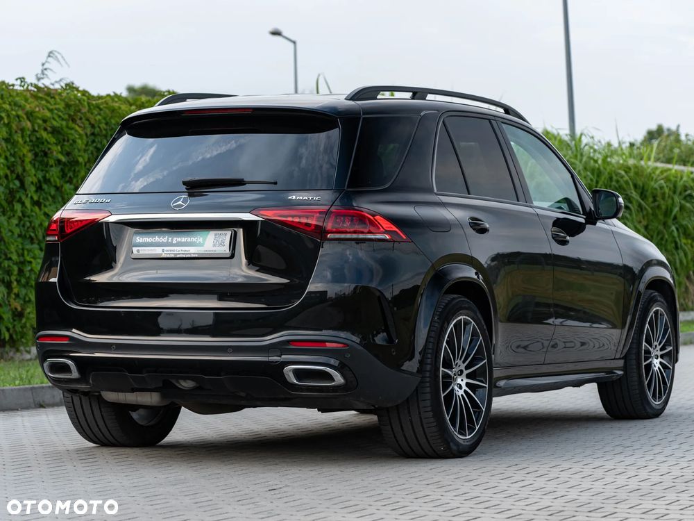 Mercedes-Benz GLE 300 d 4Matic 9G-TRONIC AMG Line - 4