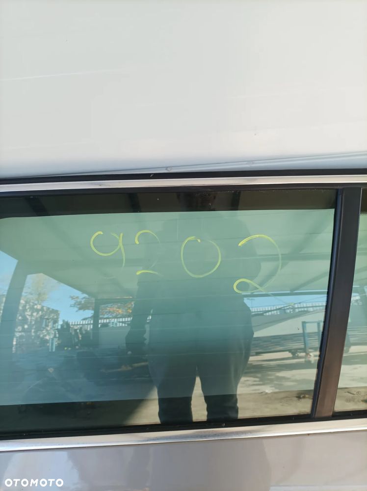 Skoda Superb II kombi drzwy lewy tył lewe tylne 9202 - 5