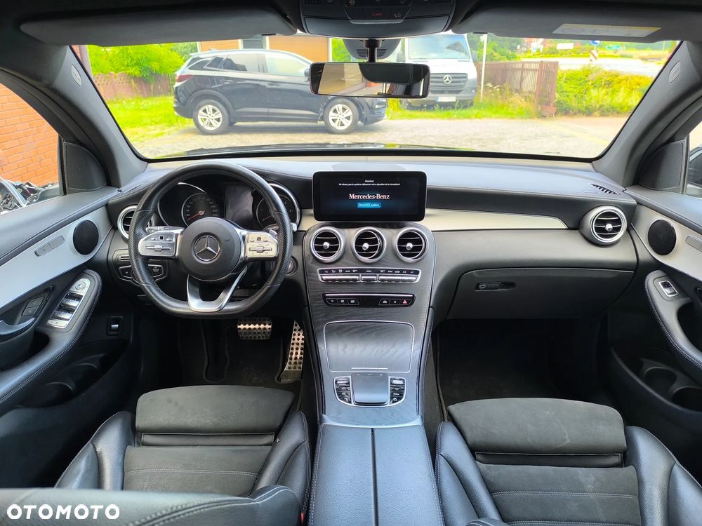 Mercedes-Benz GLC 220 d 4Matic 9G-TRONIC AMG Line - 11