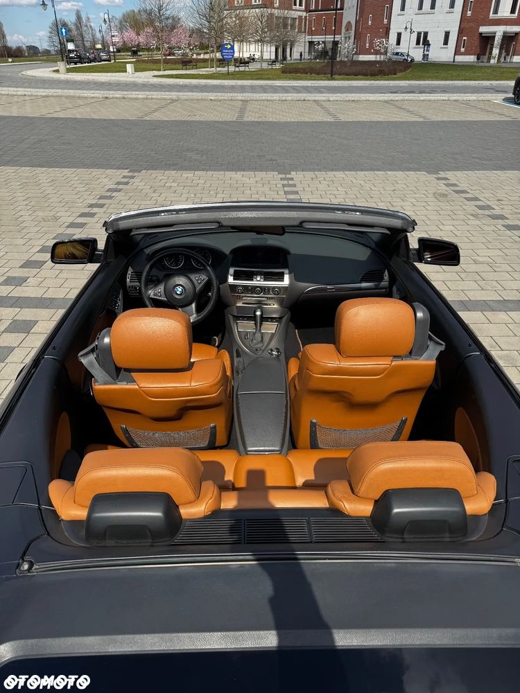 BMW Seria 6 645Ci - 12