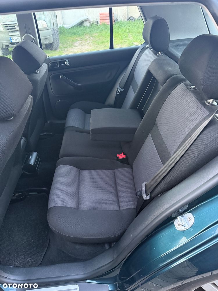 Volkswagen Golf 1.6 Comfortline - 13