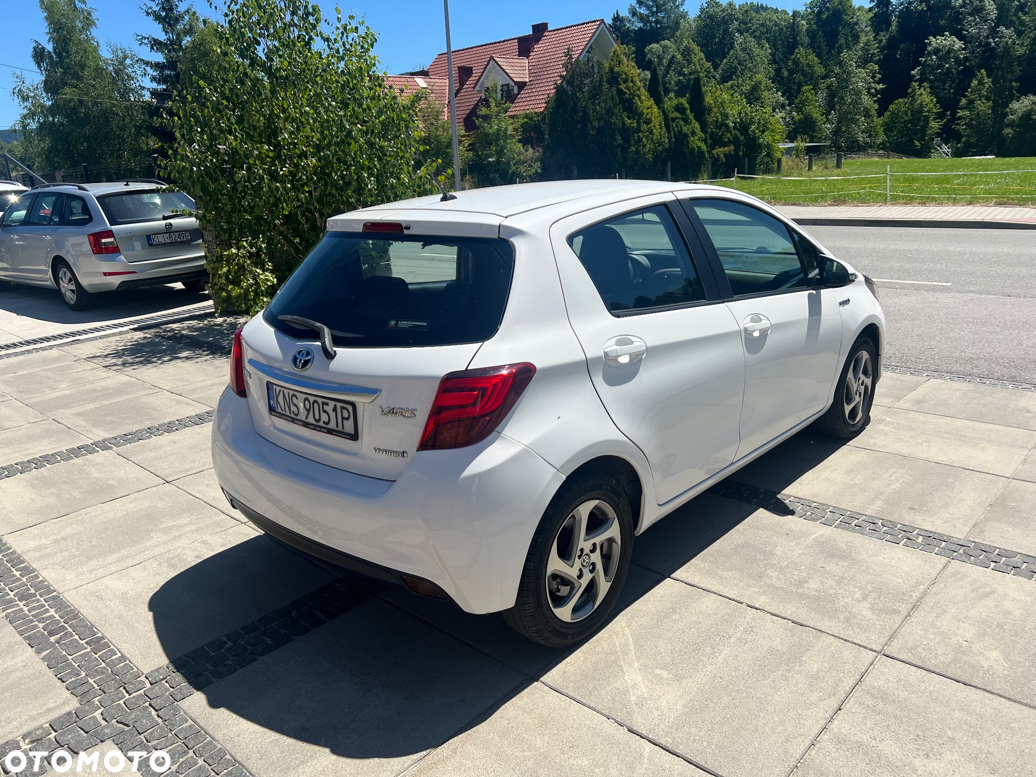 Toyota Yaris Hybrid 100 Selection Passion - 5