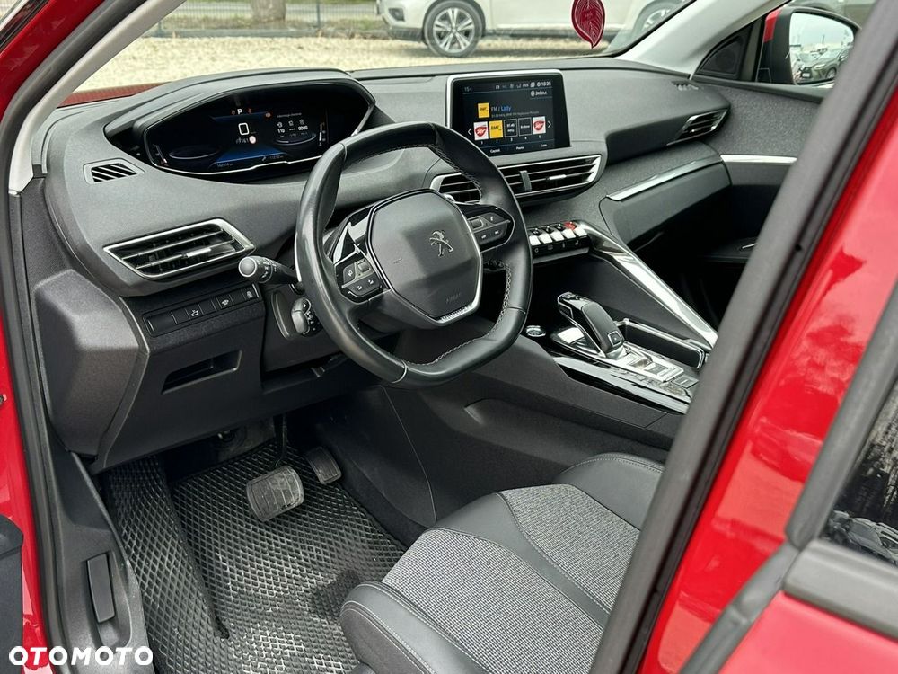 Peugeot 3008 1.2 PureTech Allure S&S EAT8 - 11