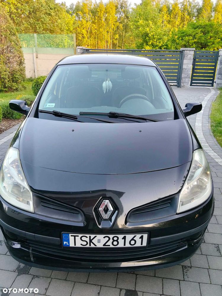 Renault Clio - 2