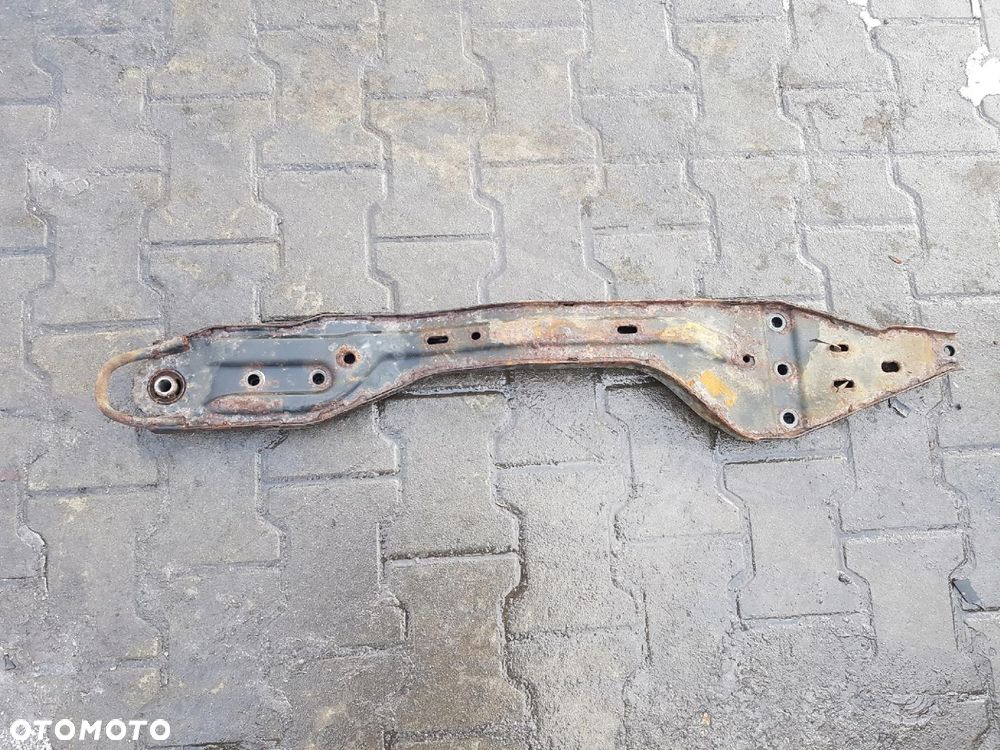 CHRYSLER GRAND VOYAGER V 08-10r 2.8 CRD BELKA POD SILNIK - 1