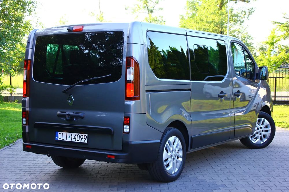 Renault Trafic 2.0 dCi - 12