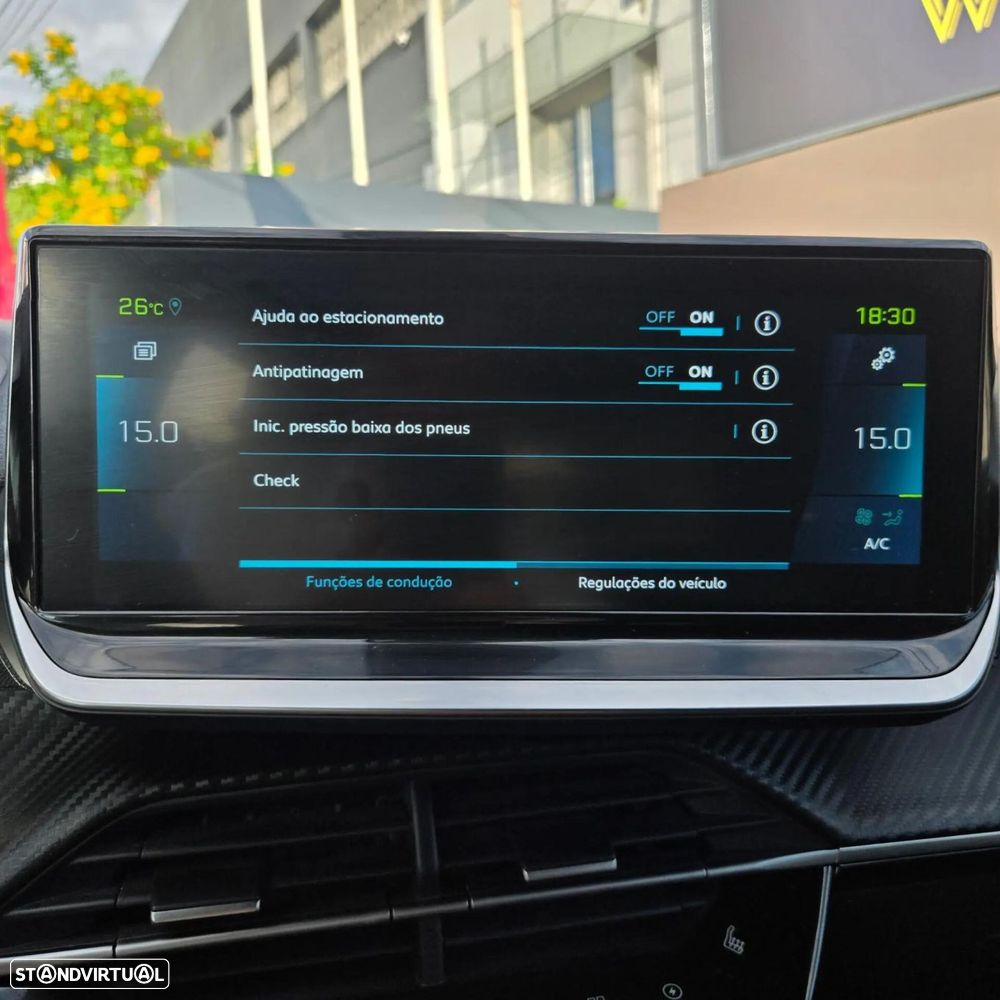 Peugeot e-2008 50 kWh Allure Pack - 20