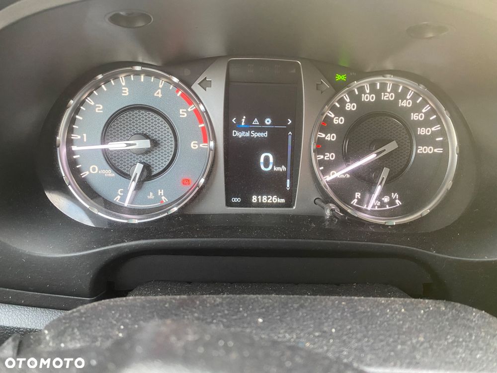 Toyota Hilux 2.4 D-4D Double Cab DLX 4x4 - 13