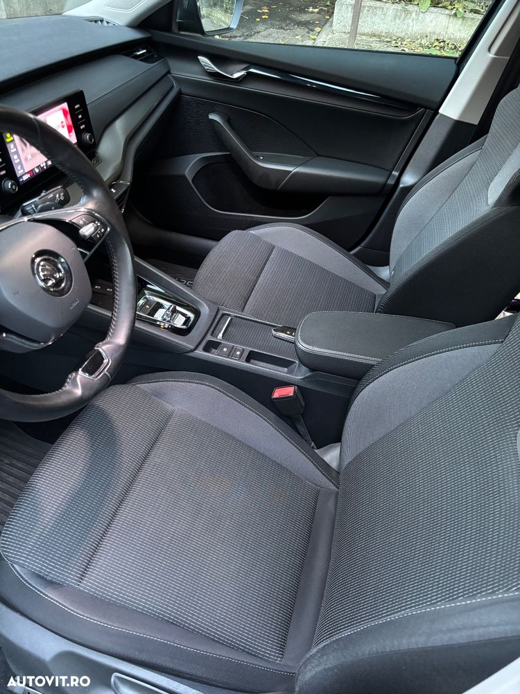 Skoda Octavia 2.0 TDI DSG Style - 7