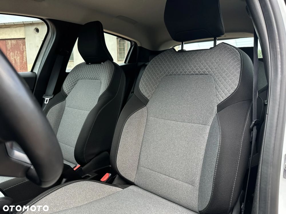 Renault Clio - 12