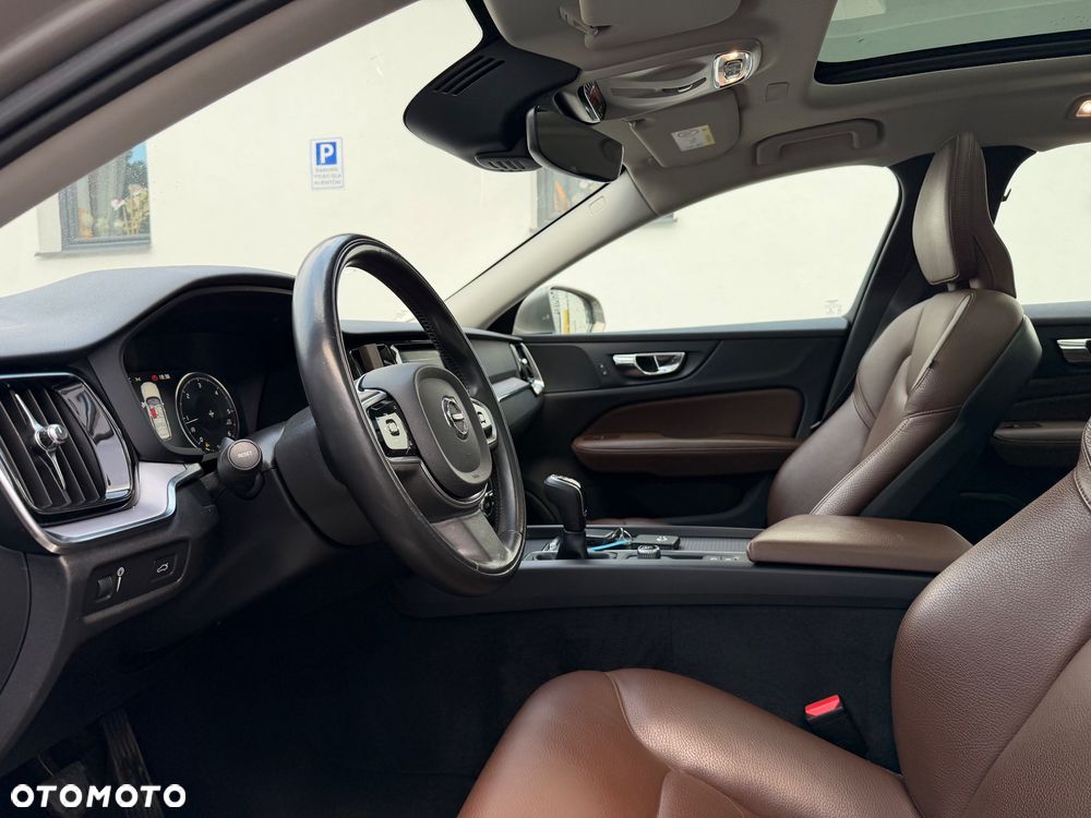 Volvo V60 D3 Summum - 12