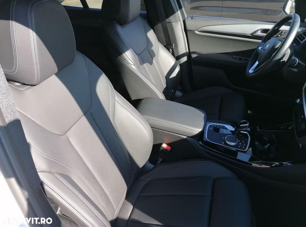 BMW X3 xDrive20d Aut. - 10