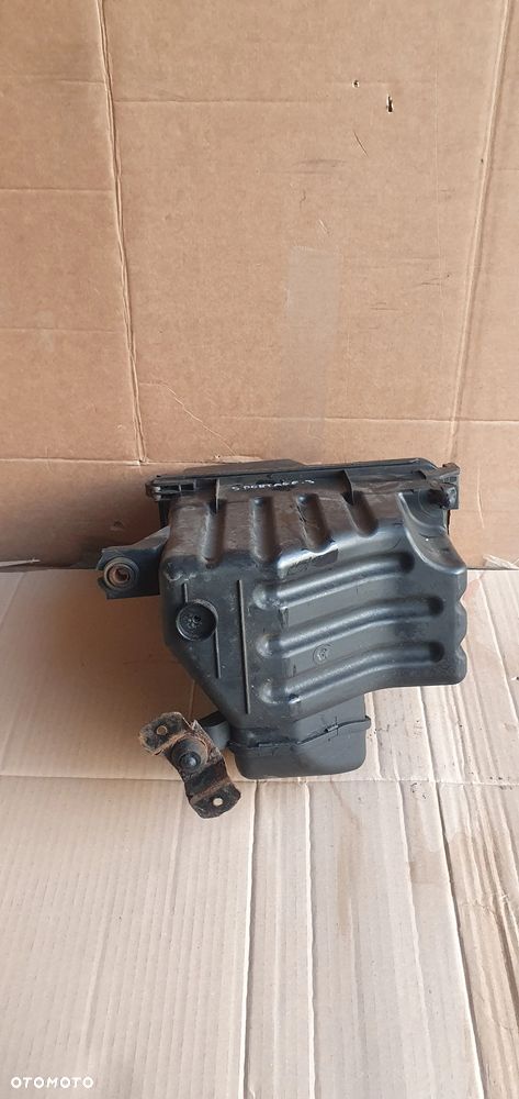 Obudowa filtra powietrza Kia Sportage III 2.0 CRDI 28110-2S000 - 5