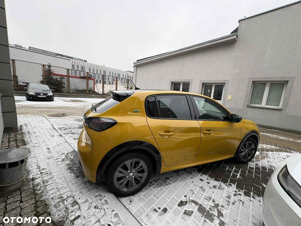 Peugeot 208 Allure - 12
