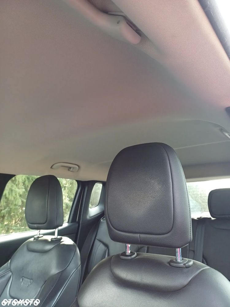 Jeep Renegade - 8