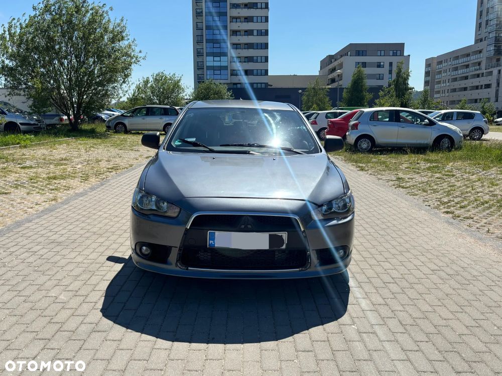 Mitsubishi Lancer 1.8 DID Intense - 2