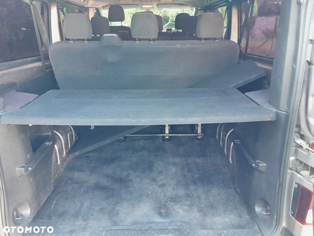Renault Trafic - 10