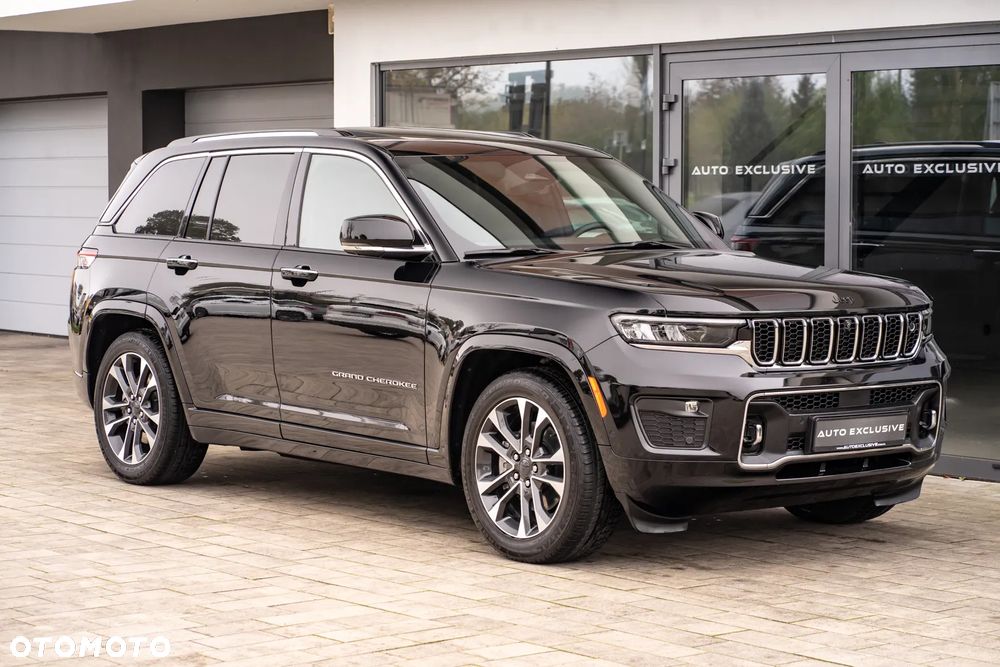 Jeep Grand Cherokee - 12