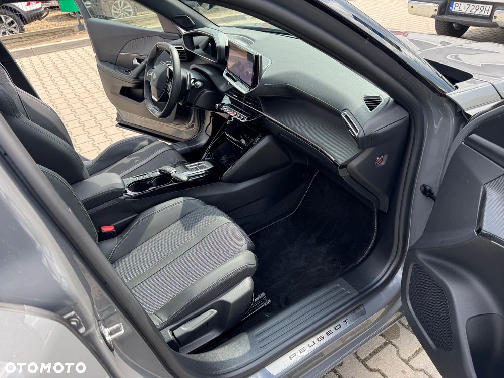 Peugeot 2008 1.2 PureTech GT Line S&S EAT8 - 20