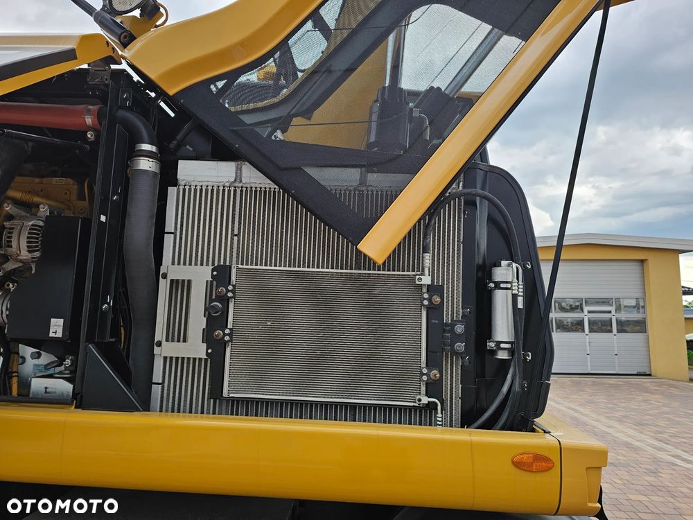 Caterpillar M 318 F - 21