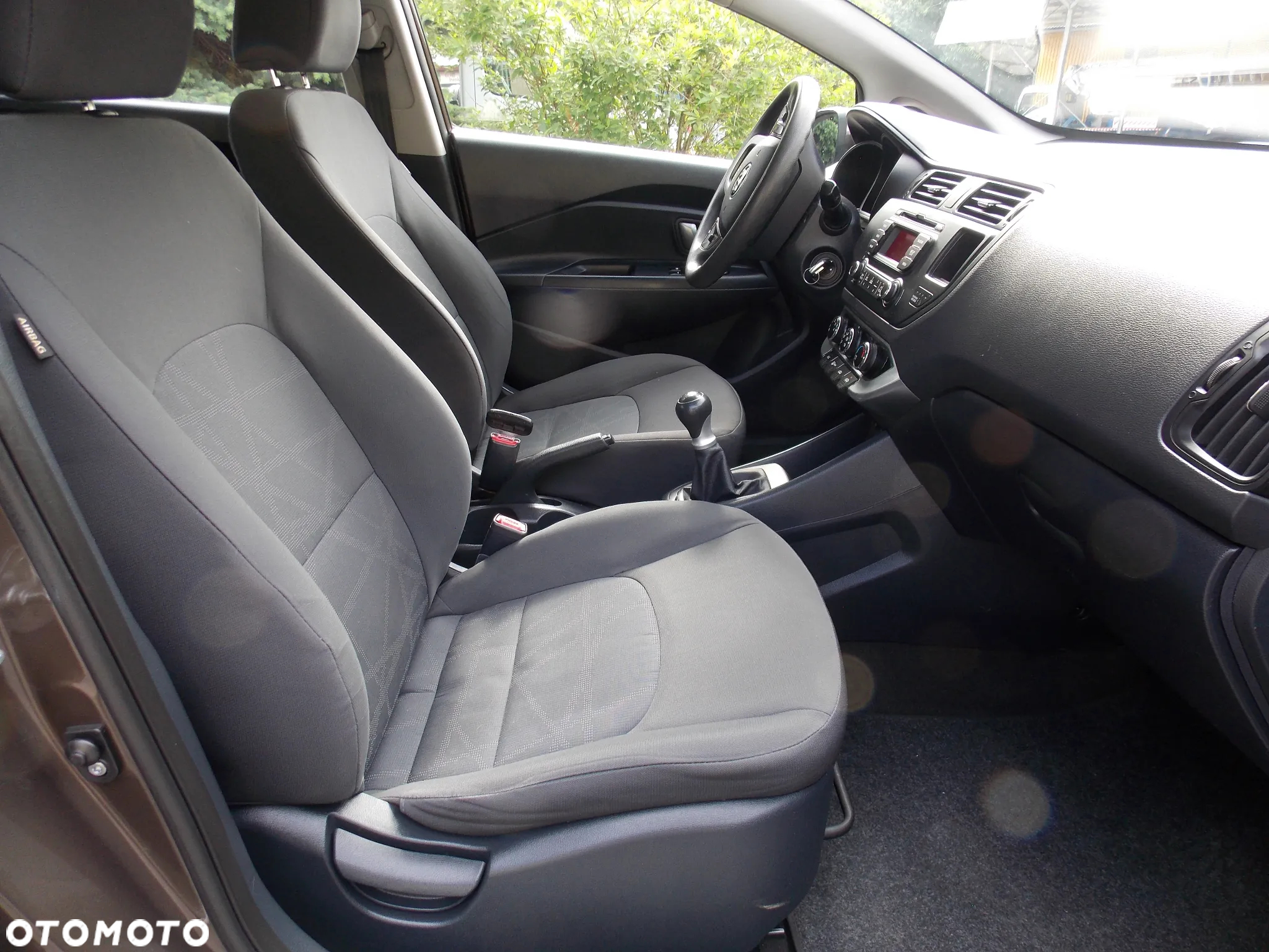 Kia Rio 1.2 Business Line - 16
