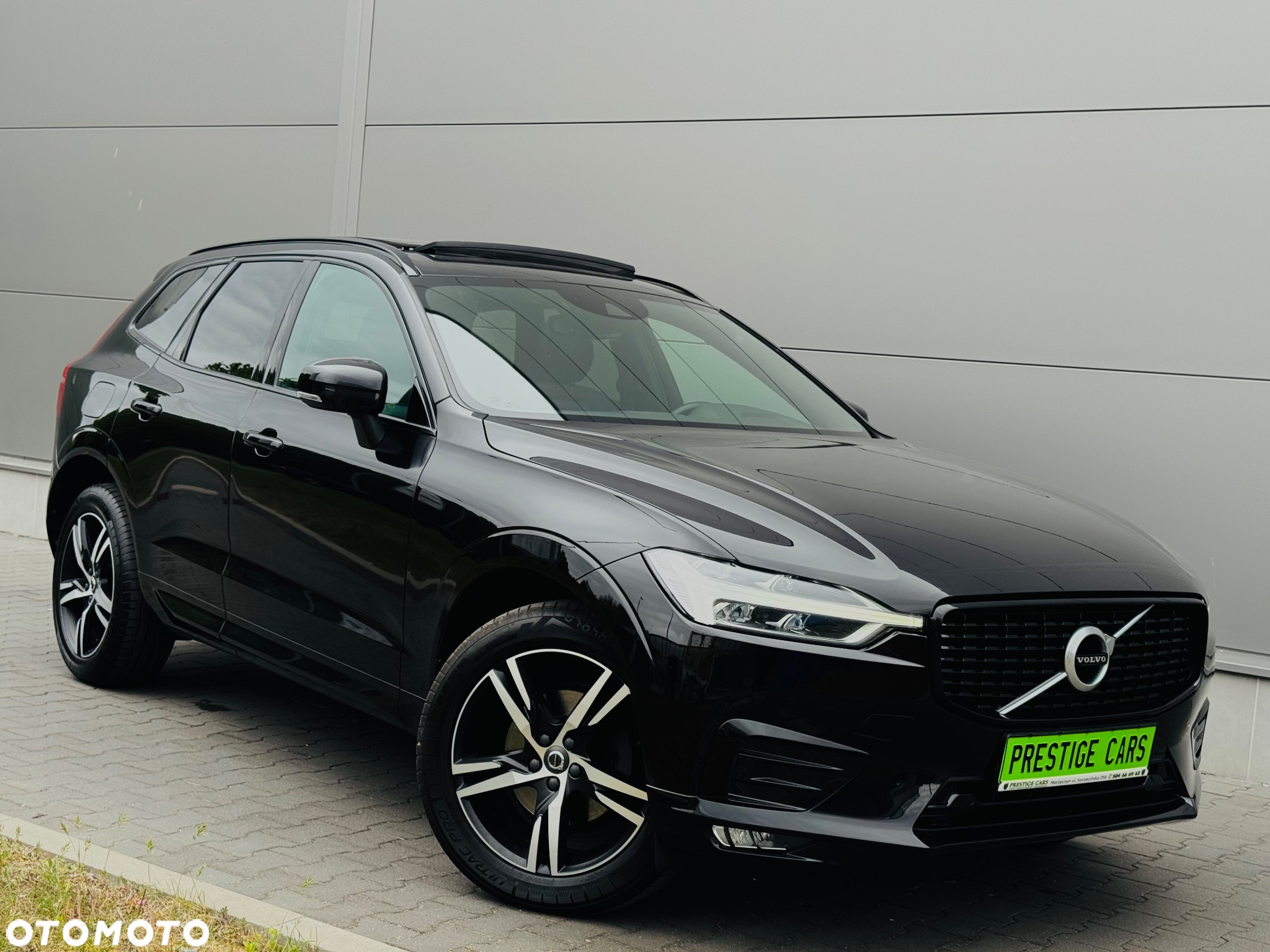 Volvo XC 60 D4 R-Design - 9