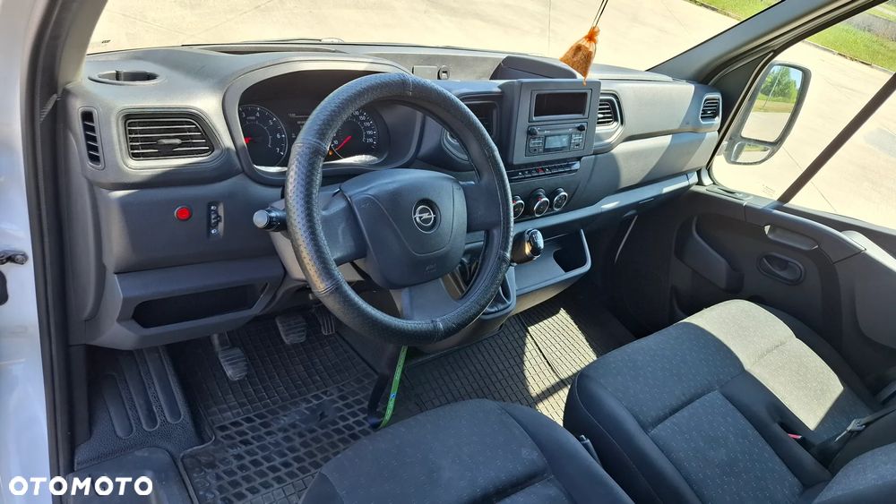 Opel Movano - 11