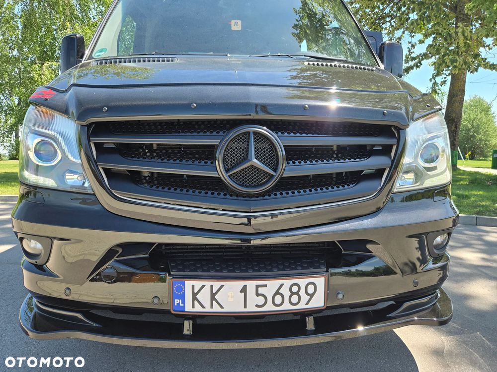Mercedes-Benz SPRINTER 319 - 3