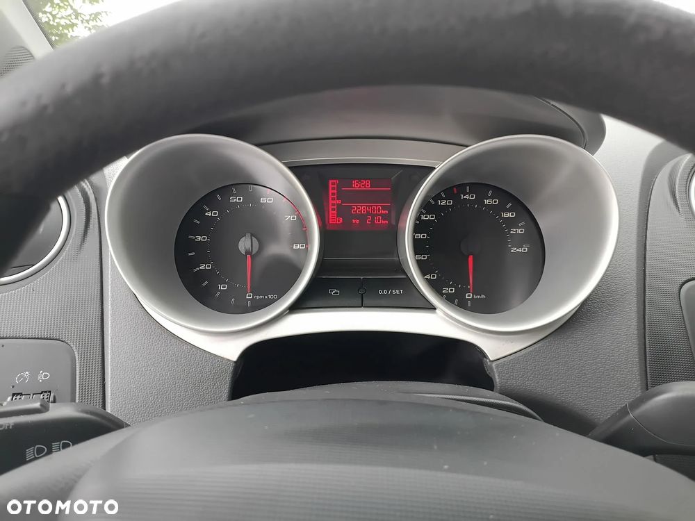 Seat Ibiza 1.4 16V Entry - 5