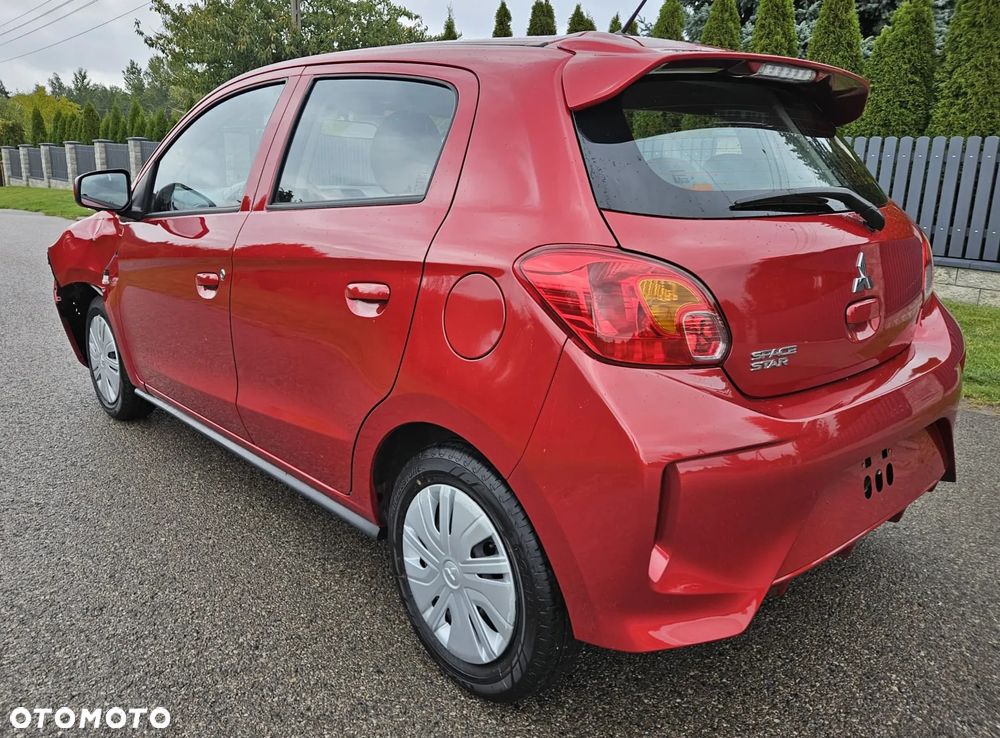 Mitsubishi Space Star - 6