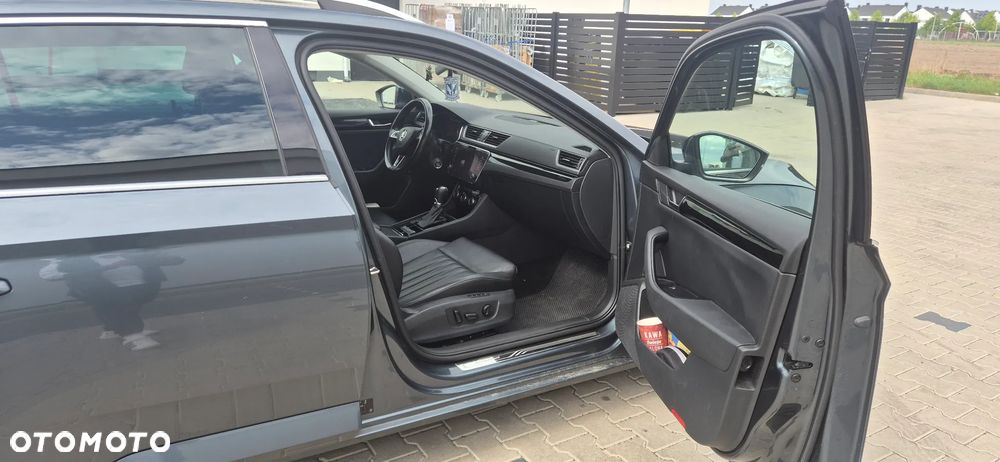 Skoda Superb 2.0 TDI L&K DSG7 - 9