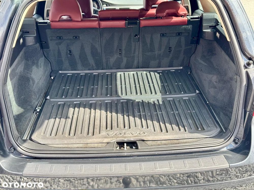 Volvo V70 2.5T Summum - 18