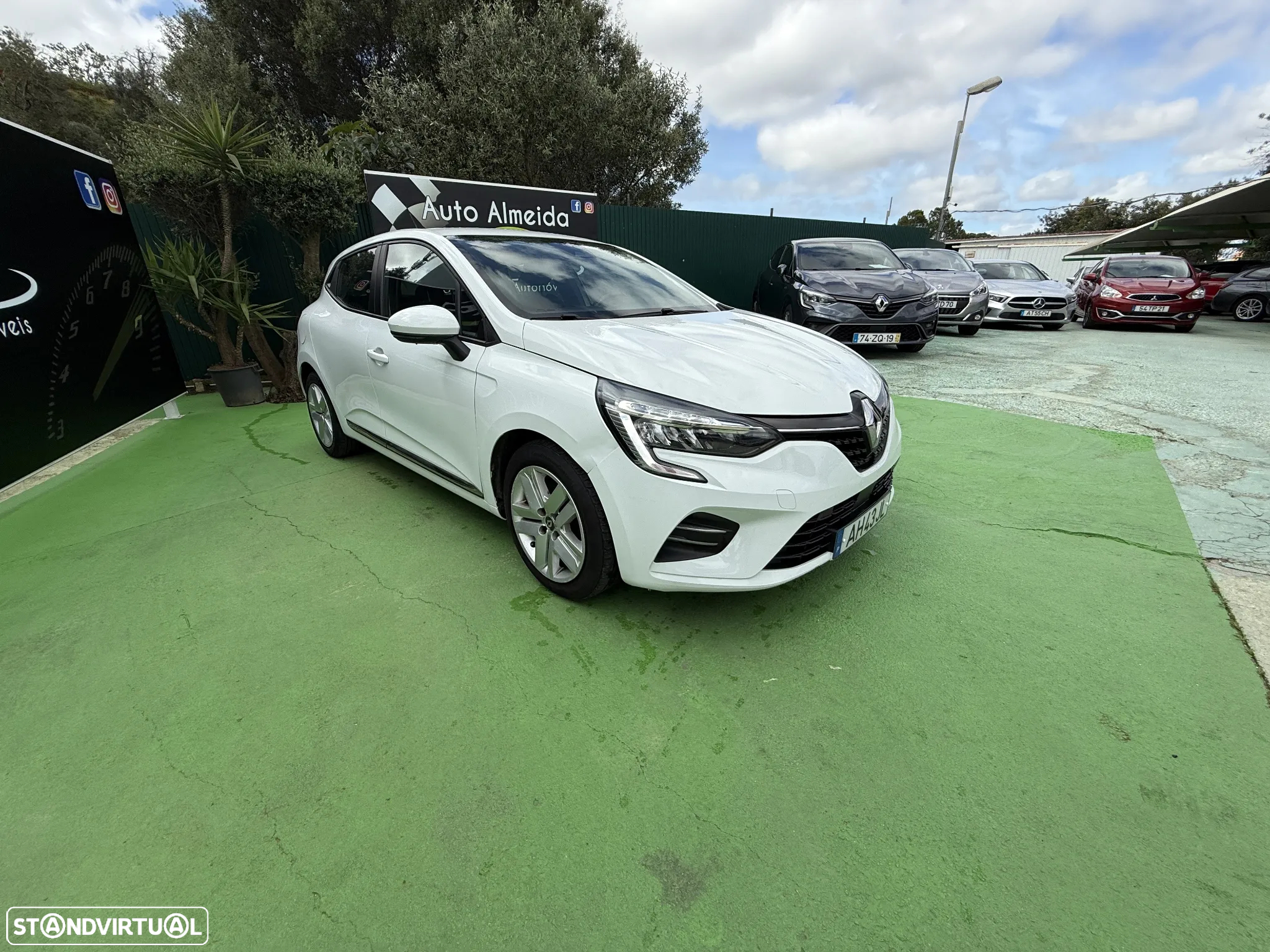 Renault Clio 1.5 Blue dCi Intens - 8