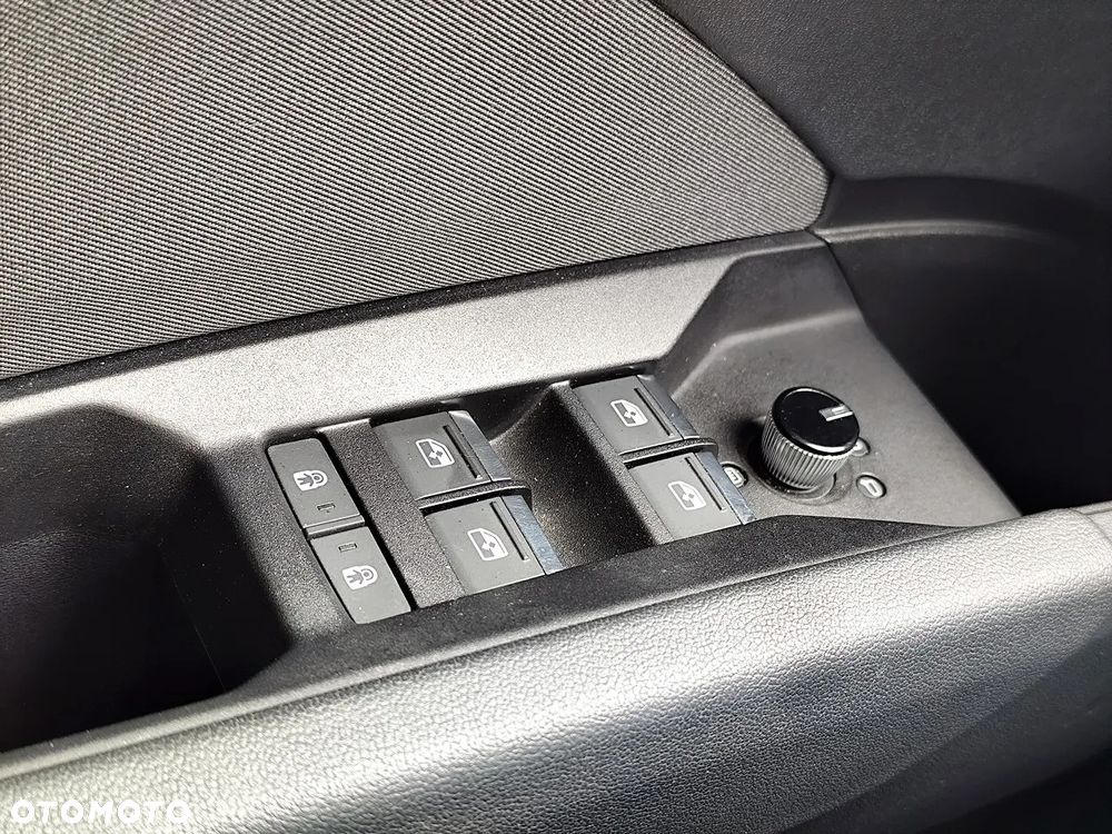 Audi Q4 Sportback e-tron 35 52kWh Advanced - 19