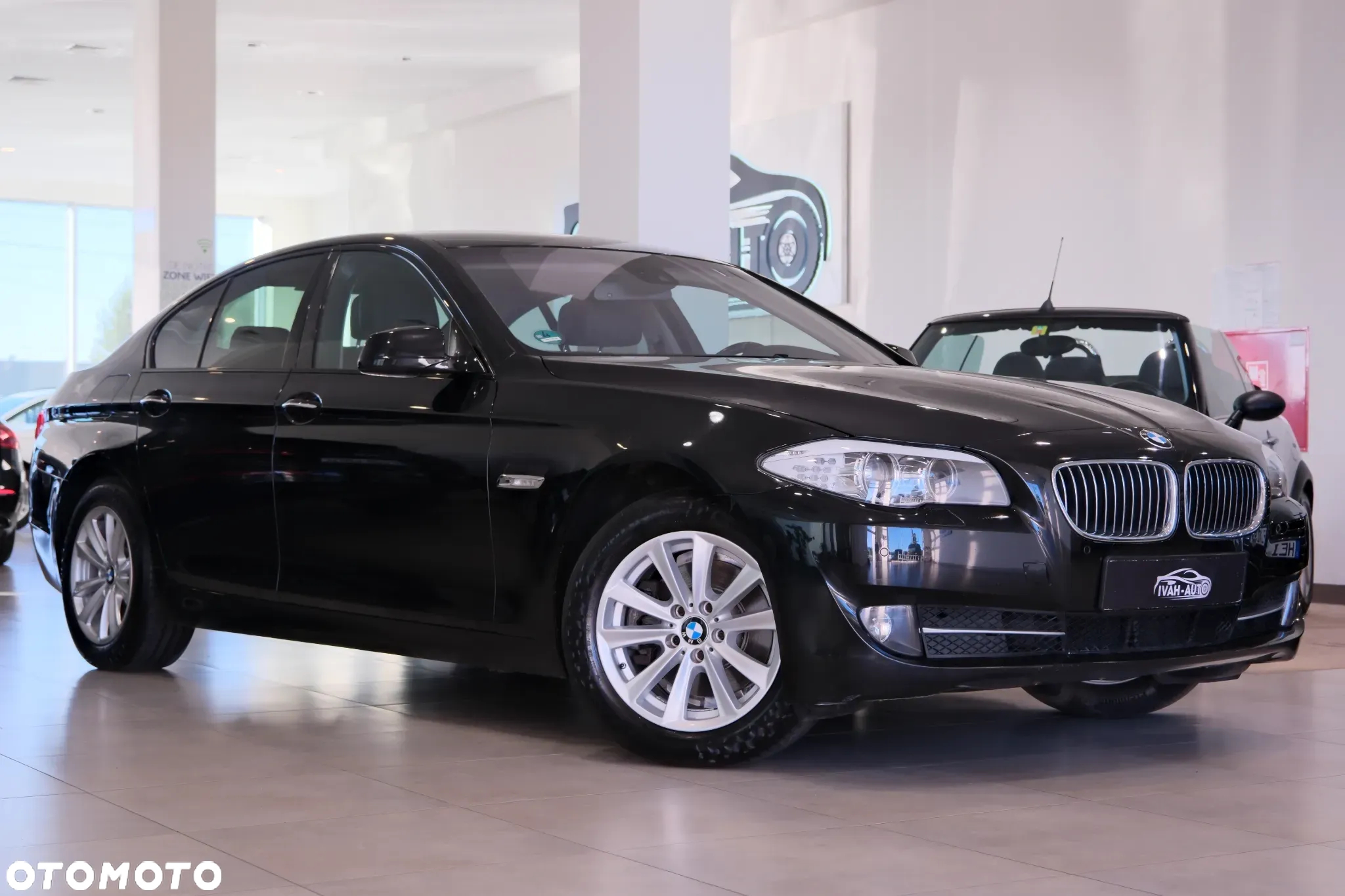 BMW Seria 5 523i - 3